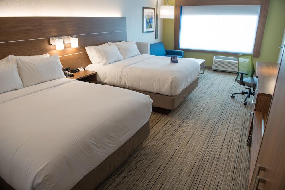 Holiday Inn Express Hotel & Suites Goshen by IHG photo 7