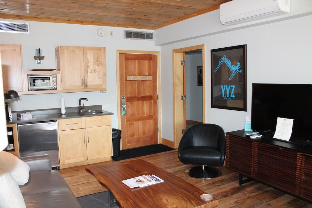 Ice House Suites and Condominiums photo 11