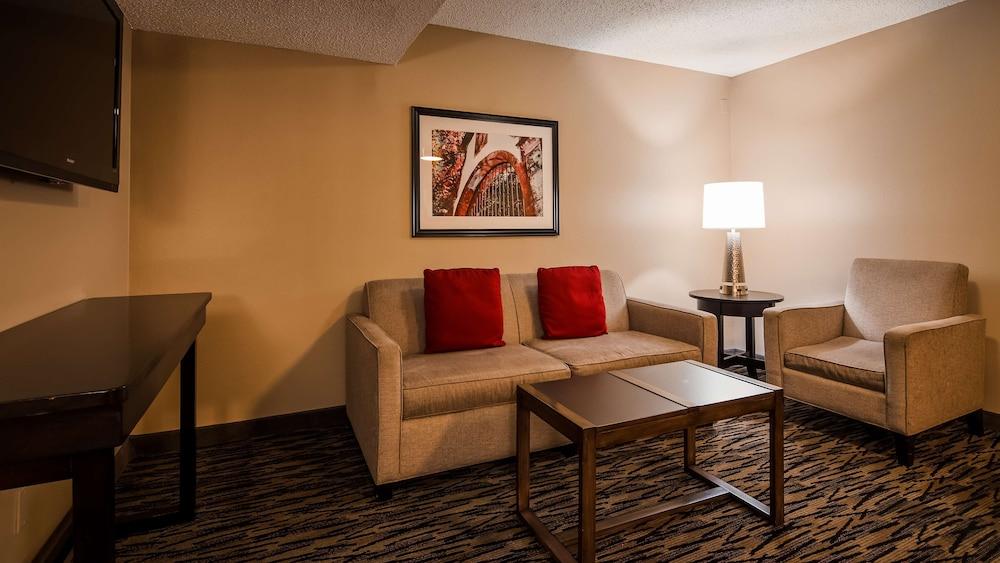 Best Western Los Alamitos Inn & Suites photo 29