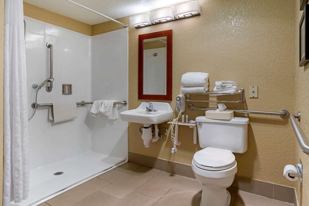 Comfort Inn Lathrop - Stockton Airport photo 30