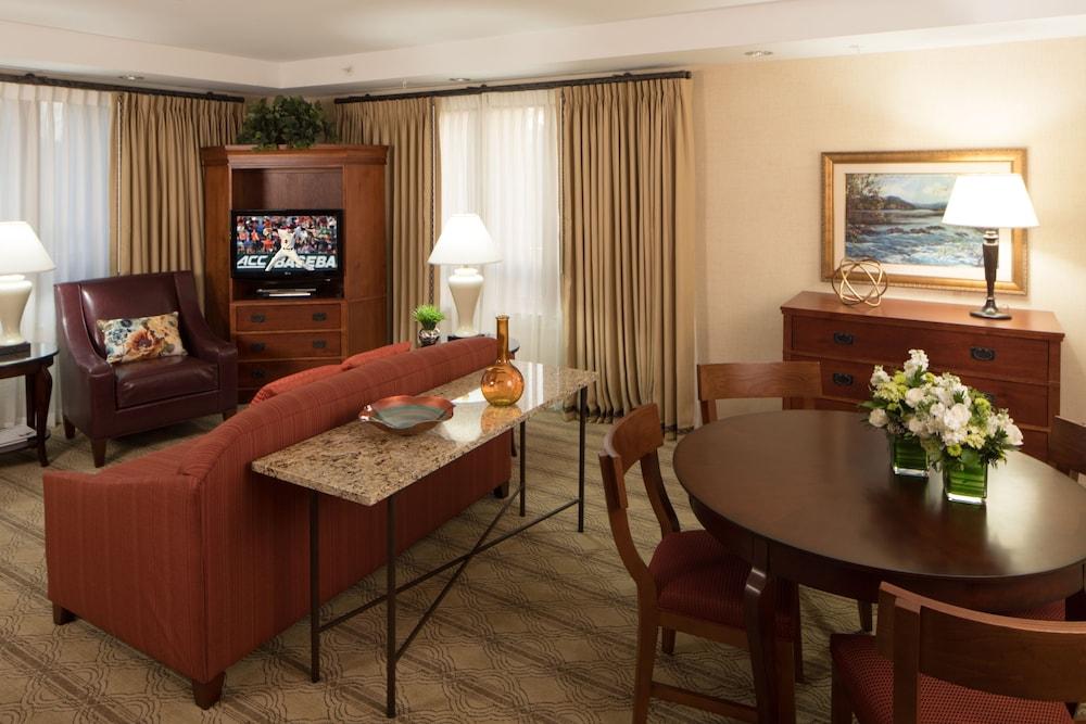 The Inn at Virginia Tech and Skelton Conference Center photo 8