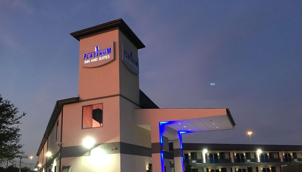 Platinum Inn and Suites photo 1