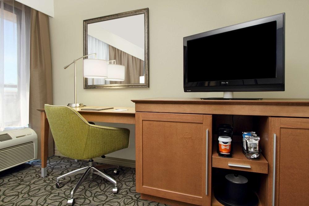 Hampton Inn Austin/Airport Area South photo 5