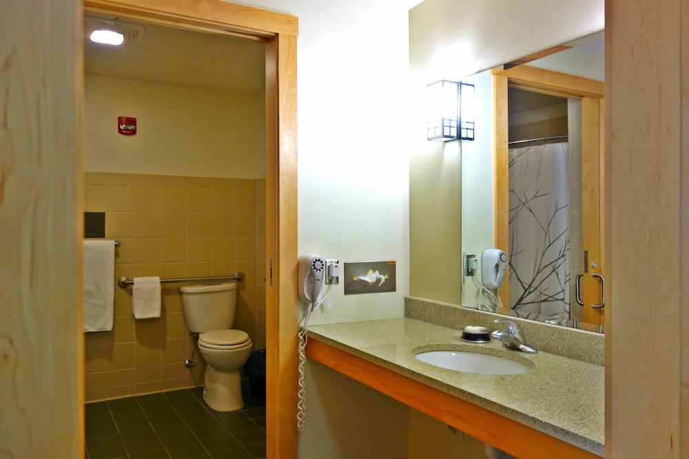 Nature Inn At Bald Eagle photo 4