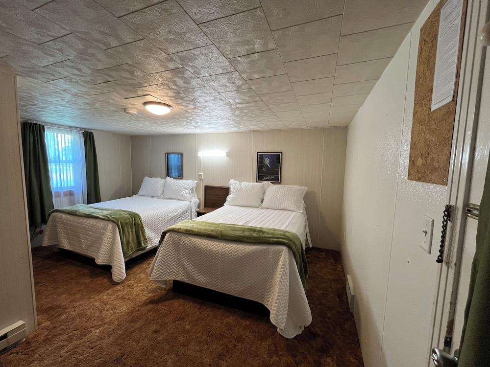 Jake's Corner Motel photo 4