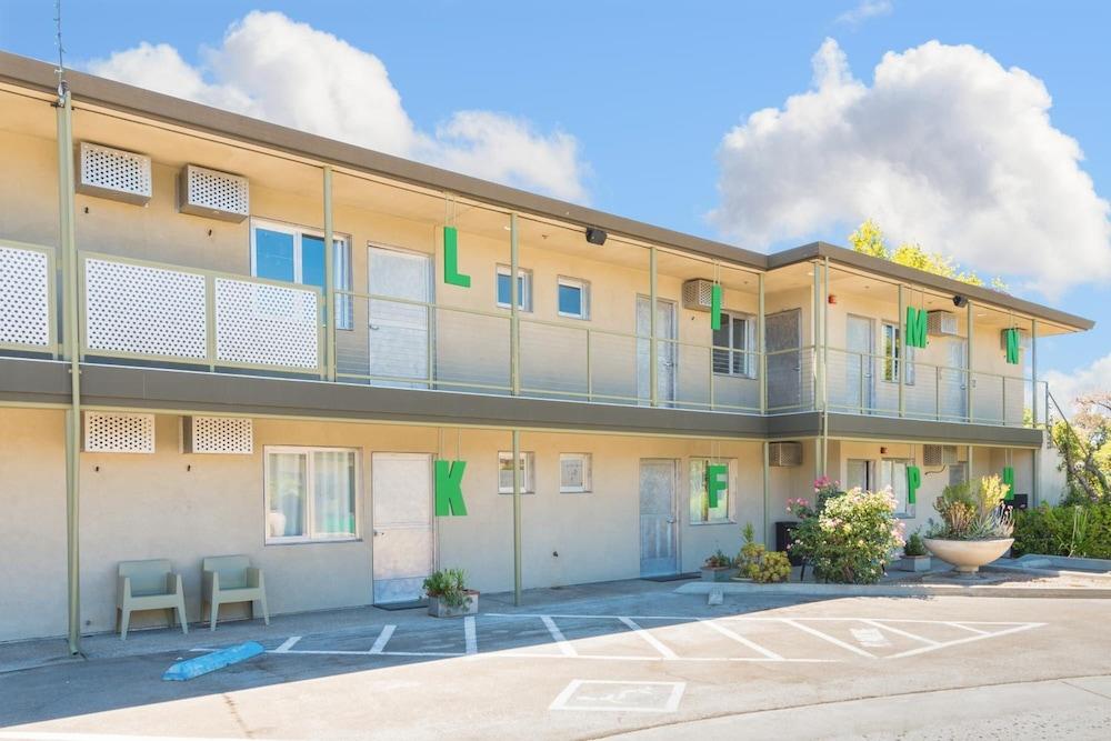 The Greens Hotel - Del Paso Blvd photo 36