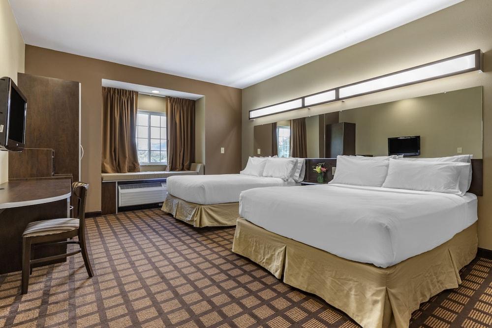 Microtel Inn & Suites By Wyndham Sylva Dillsboro Area photo 6