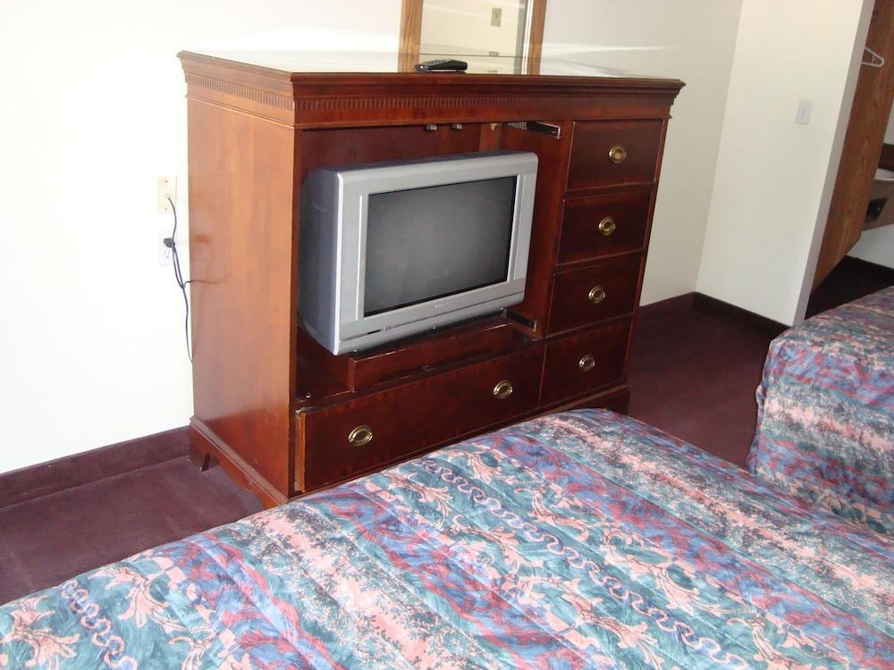 Willow Springs Motel photo 16