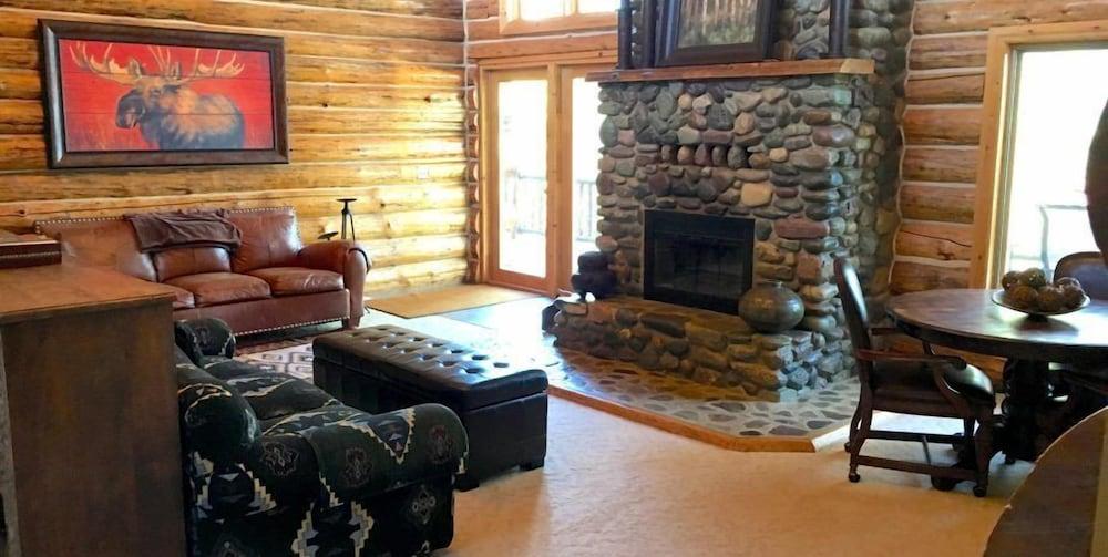 Wilderness Club photo 8