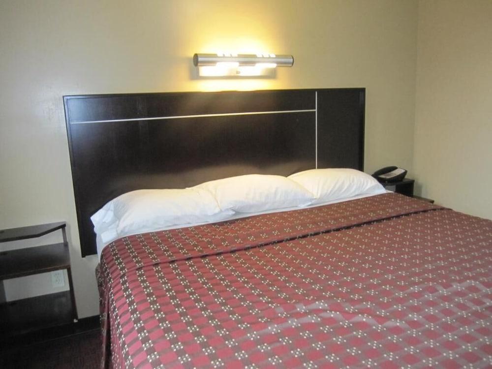 Super Lake Hotel photo 34
