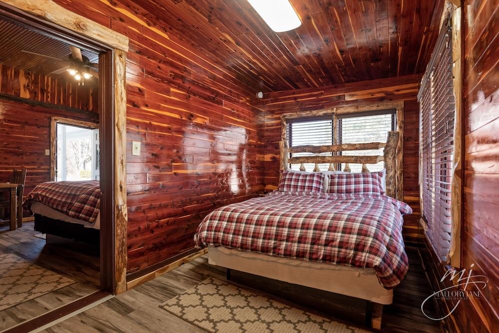 Log Cabin Inn photo 23