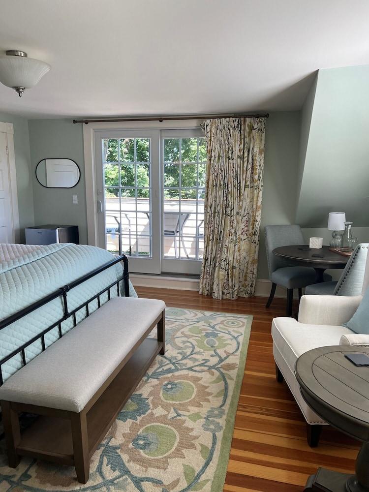 Inn on Shore Road photo 27