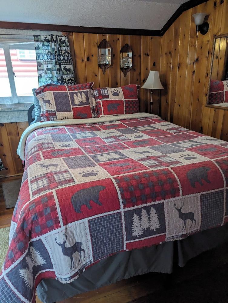 Ponderosa Pines Inn and Cabins photo 12