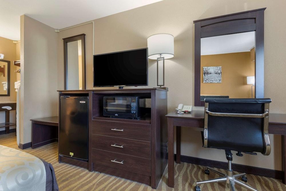 Best Western Taylor Inn photo 7