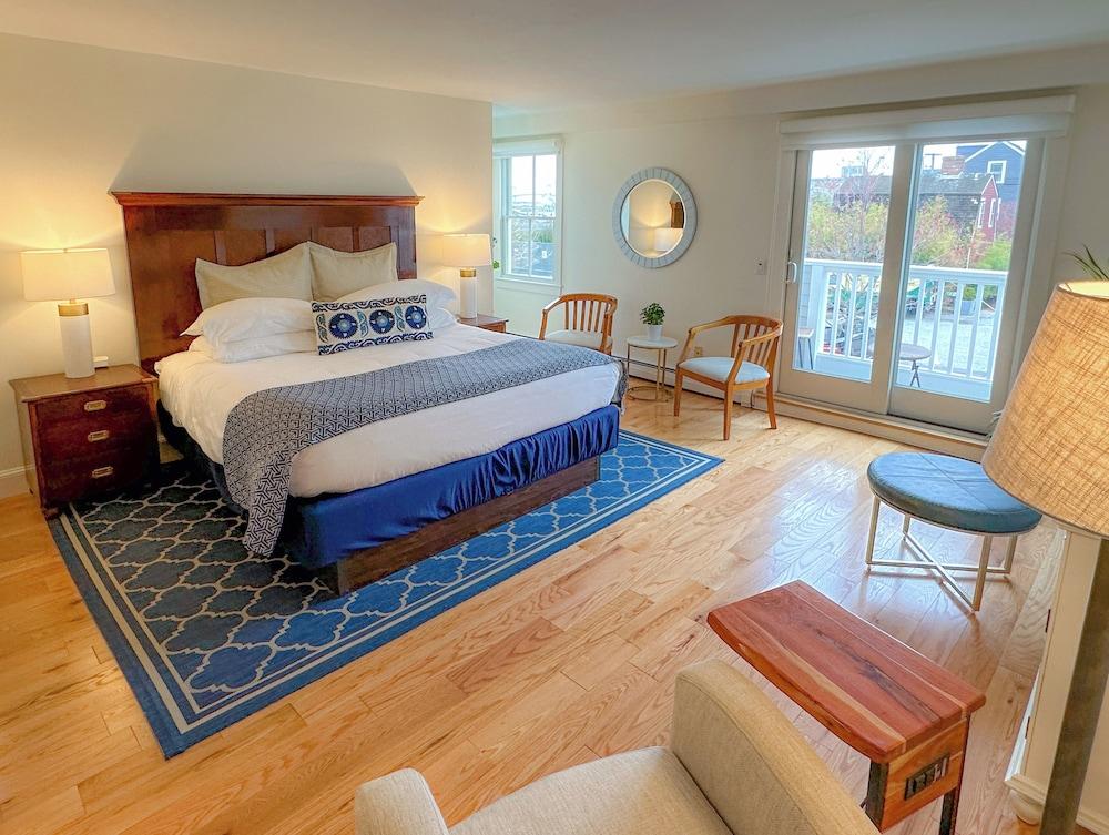 Harborside Inn photo 19