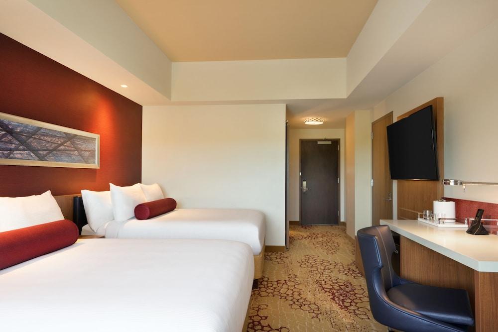 The Landing Hotel at Rivers Casino & Resort photo 14