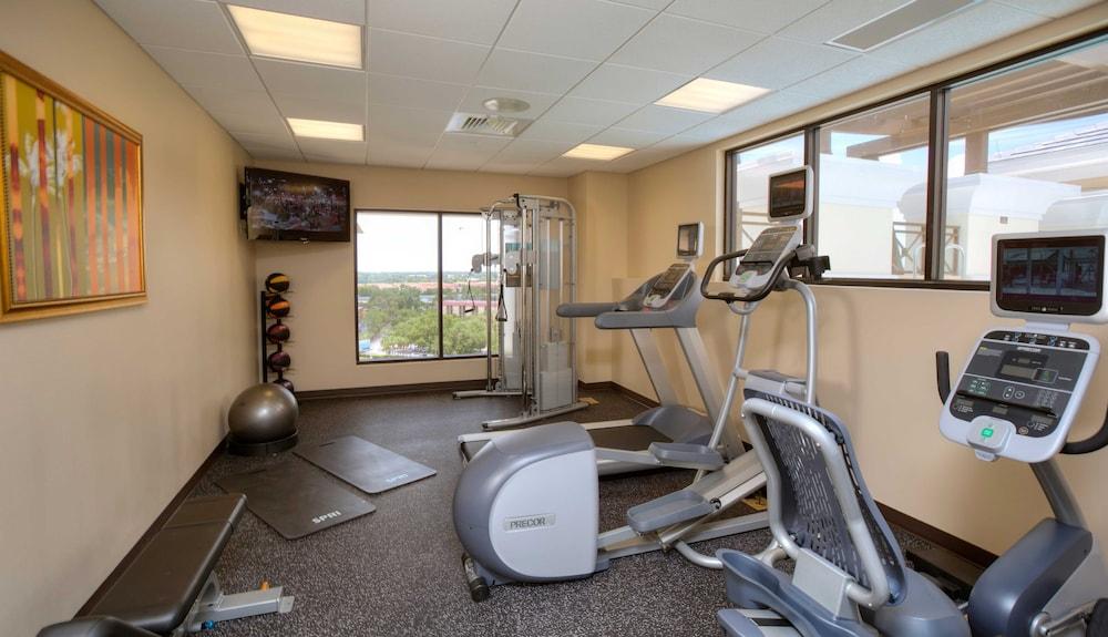 Ramada Plaza Resort & Suites by Wyndham Orlando Intl Drive photo 2