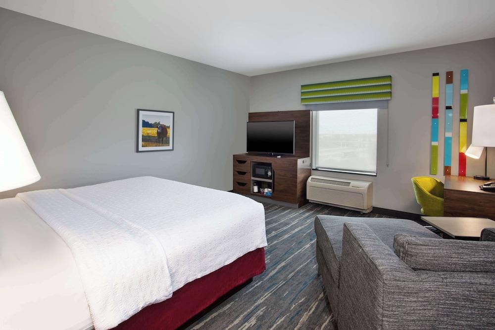 Hampton Inn & Suites Athens-I-65 (Huntsville Area) photo 11