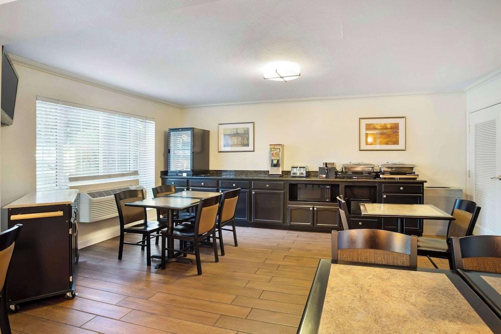Best Western Clovis Cole photo 29