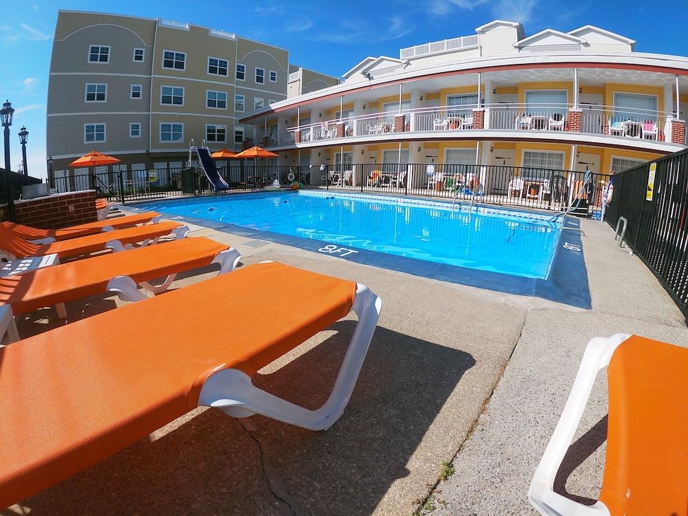 Sea Chest Motel photo 6