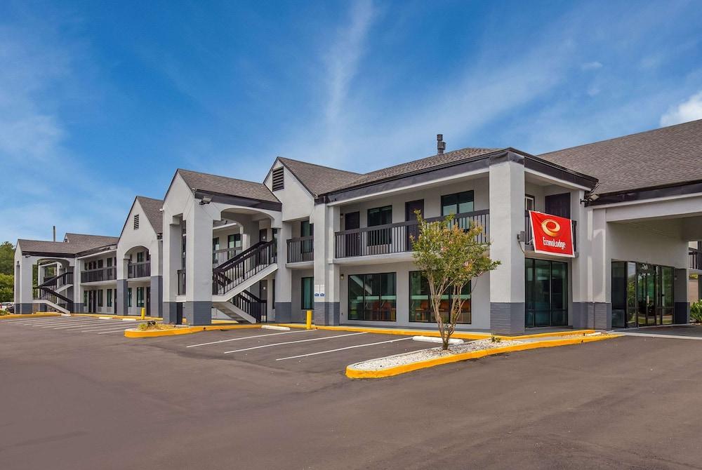 Econo Lodge Mobile Airport Blvd. photo 1