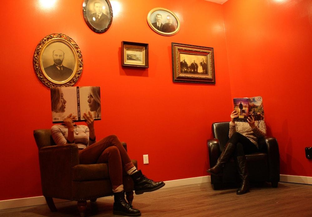 Apple Hostels photo 18