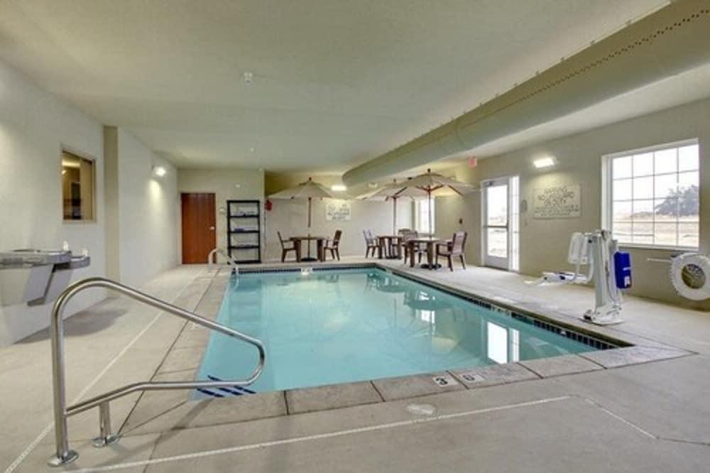 Stanton Inn & Suites photo 6