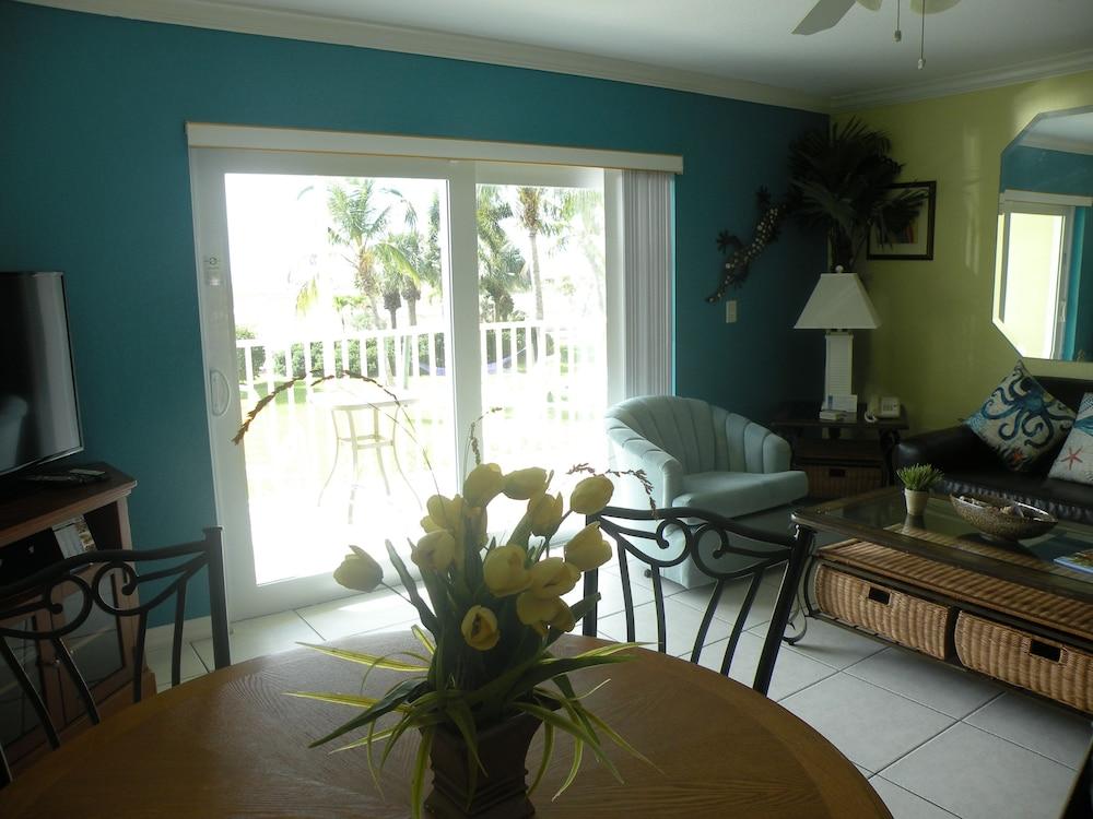 South Beach Oceanfront Resort photo 41