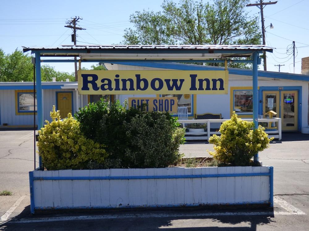 Rainbow Inn & Cottages photo 27