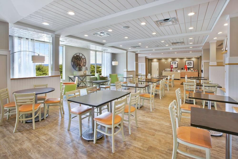 Hampton by Hilton Bar Harbor photo 23