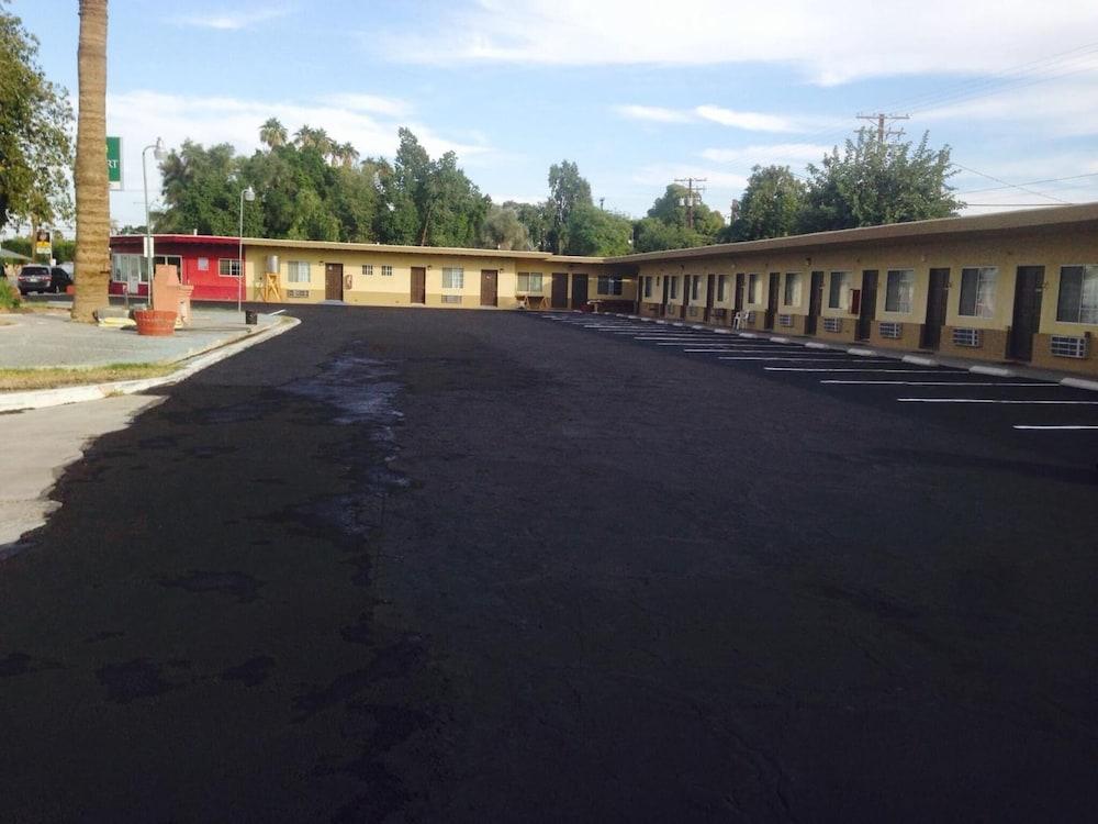 Desert Inn photo 37