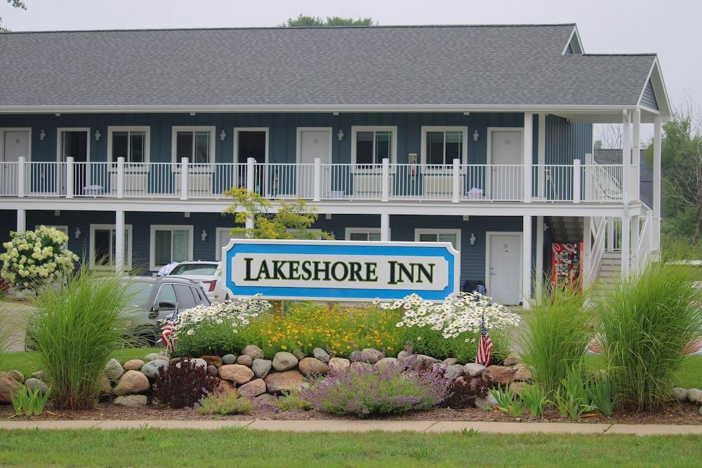 Empire Lakeshore Inn photo 1
