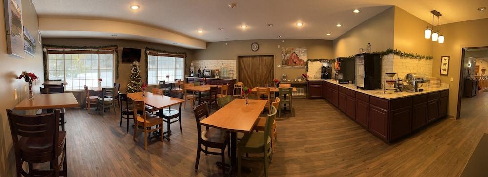 Country Inn Walker photo 29