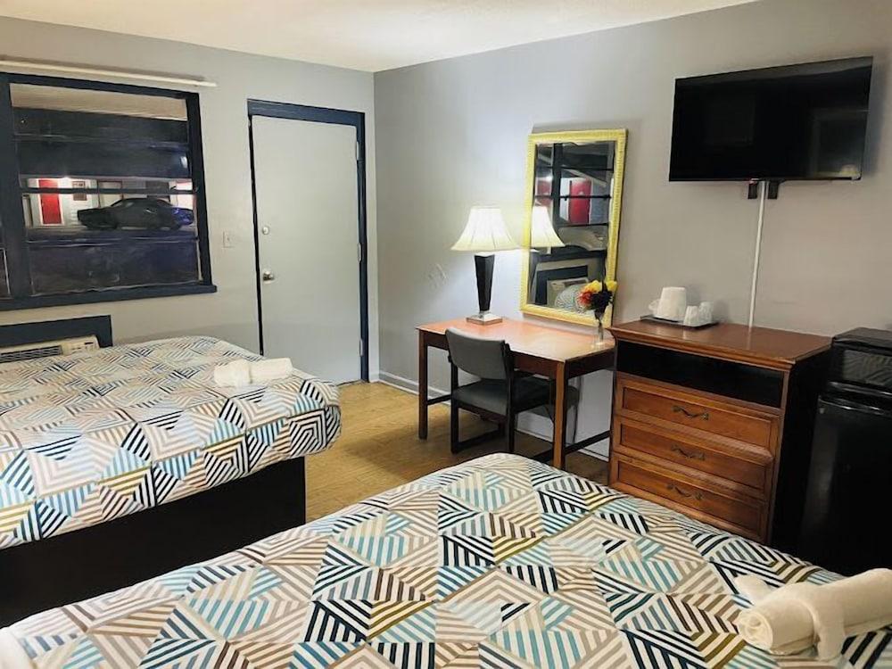 Regent Motel photo 2