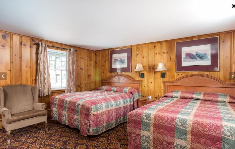 Lantern House Motel photo 10