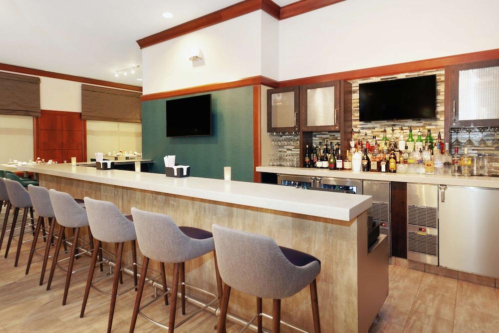 Hilton Garden Inn Chicago North Shore/Evanston photo 41