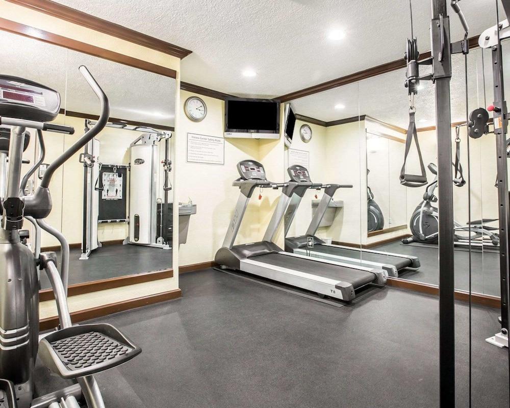 Quality Inn San Diego I-5 Naval Base photo 37