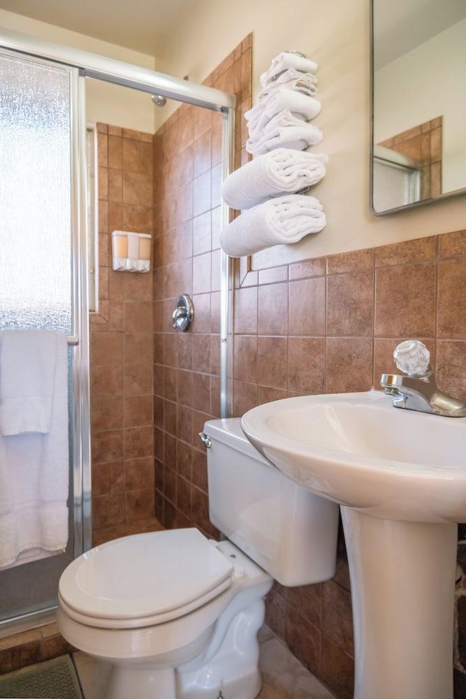 Black Meadow Landing photo 55