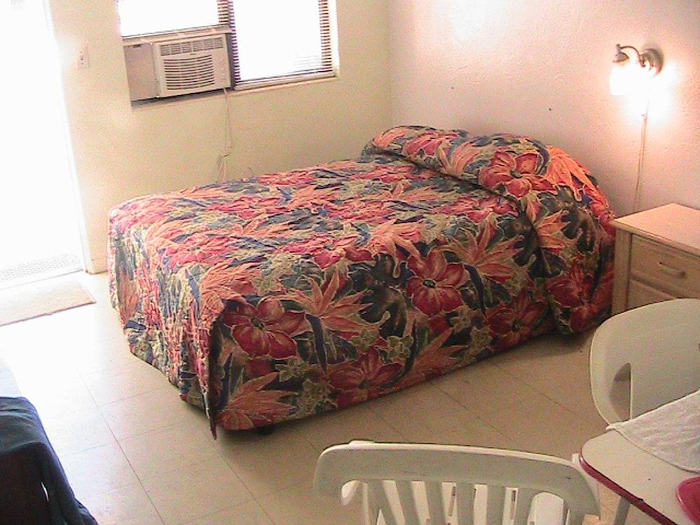 Best Southern Sun Plaza Motel photo 8