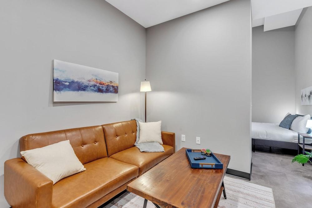CozySuites - Press House photo 91