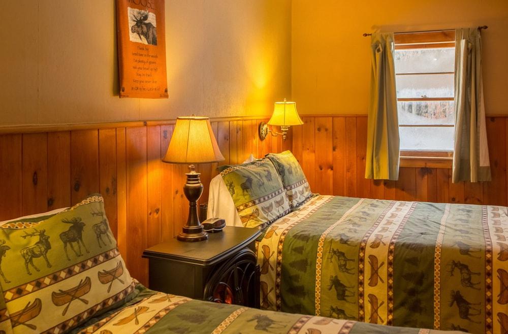 ADK Trail Inn photo 9