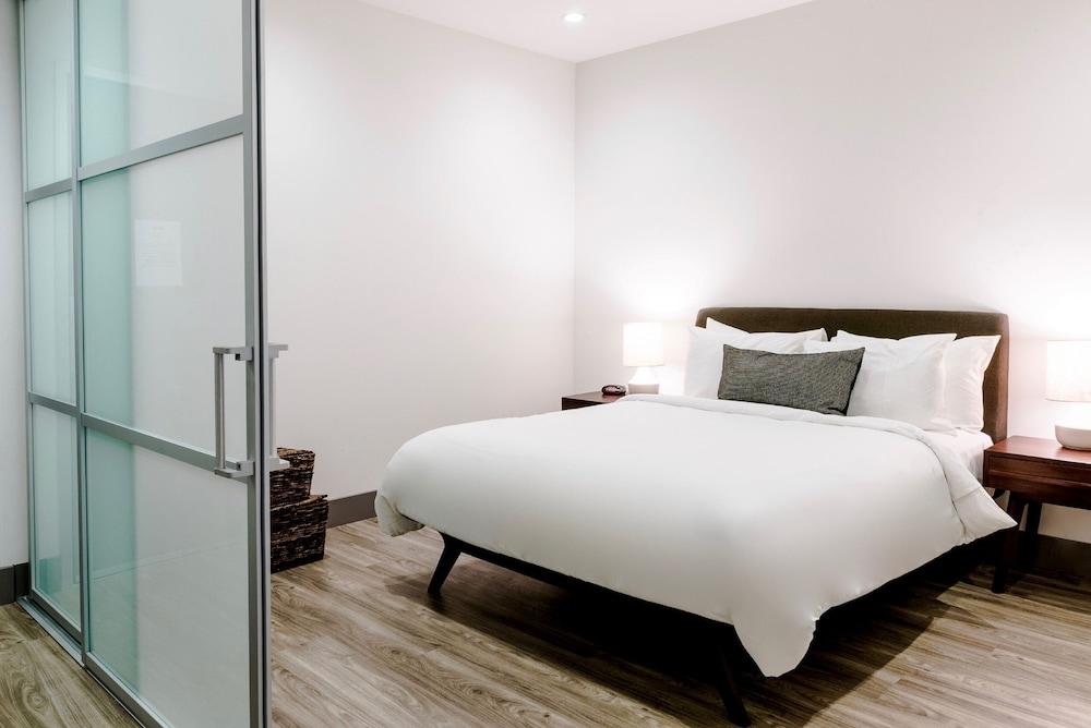 Abode Los Angeles - Downtown South Park photo 16