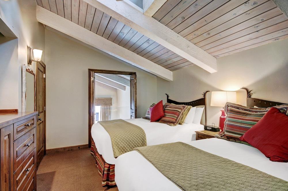 The Lodge at Vail, a RockResort by Vail Resorts photo 98
