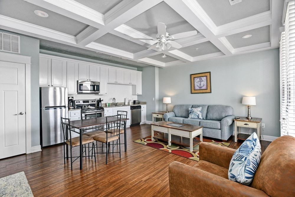 Bransons Nantucket photo 59