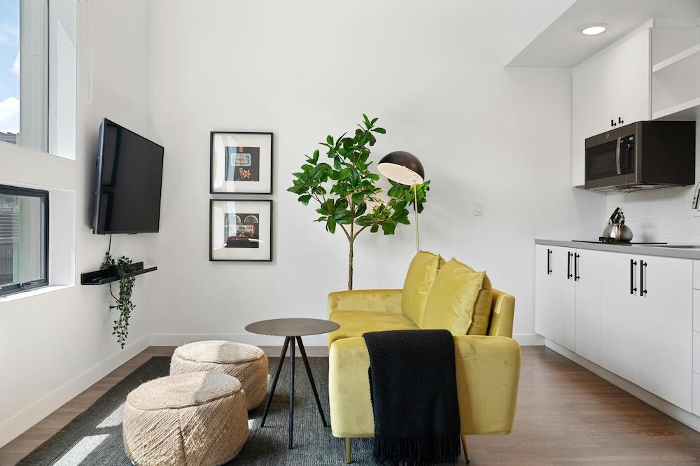 Holly House photo 69
