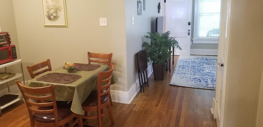 Belvedere Manor photo 45