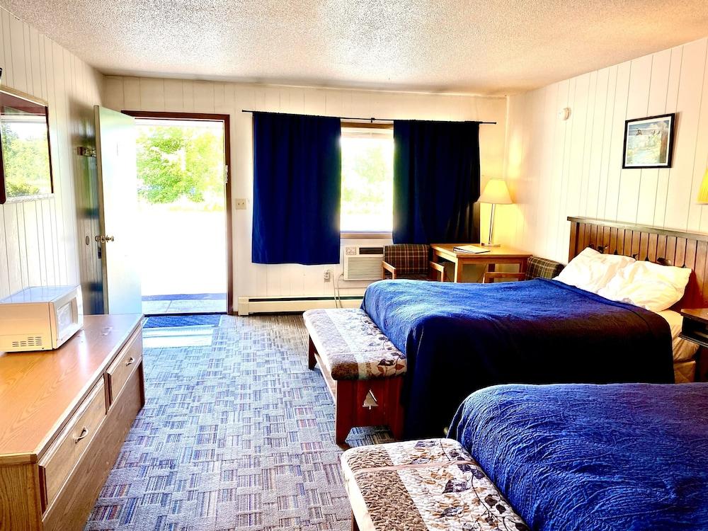 Forest Lake Motel photo 4