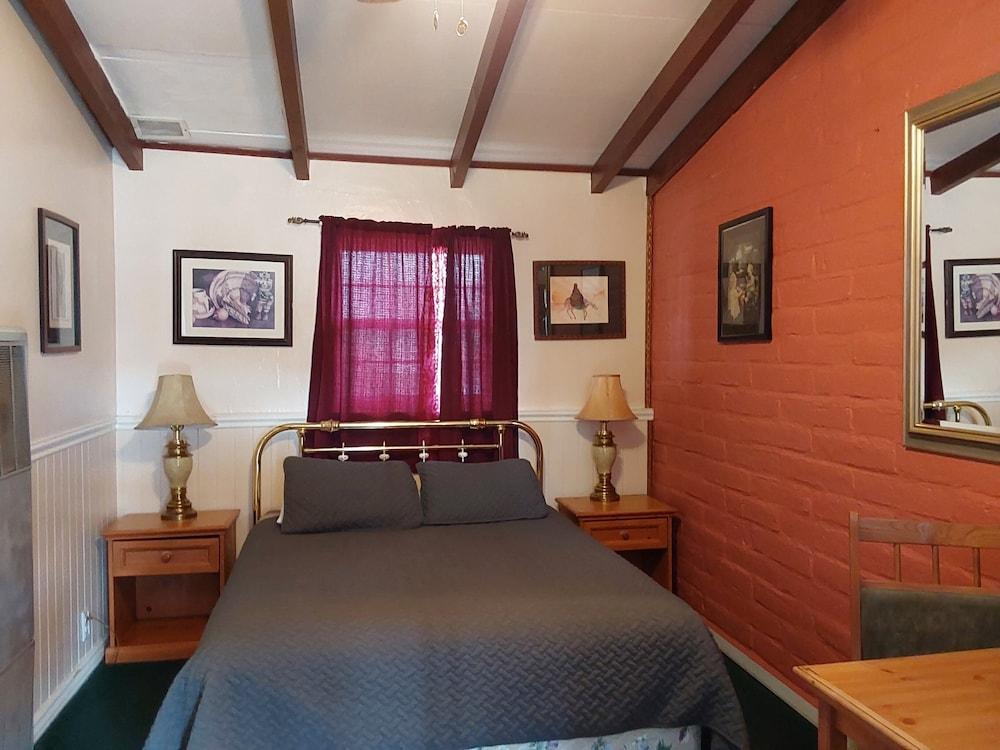 Trail Rider's Inn photo 20