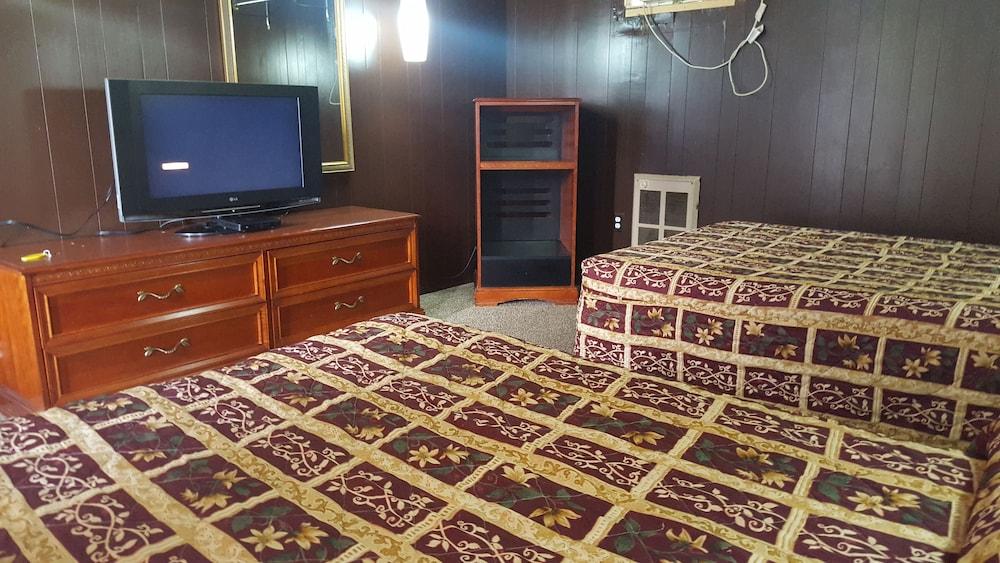 Breezwood Motel photo 8