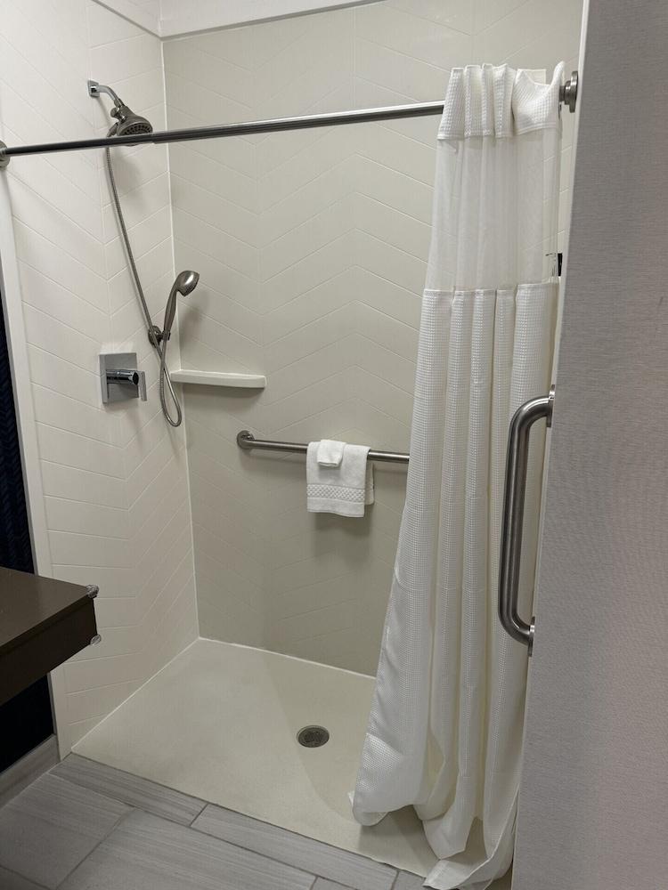 Fairfield Inn by Marriott Richmond photo 9